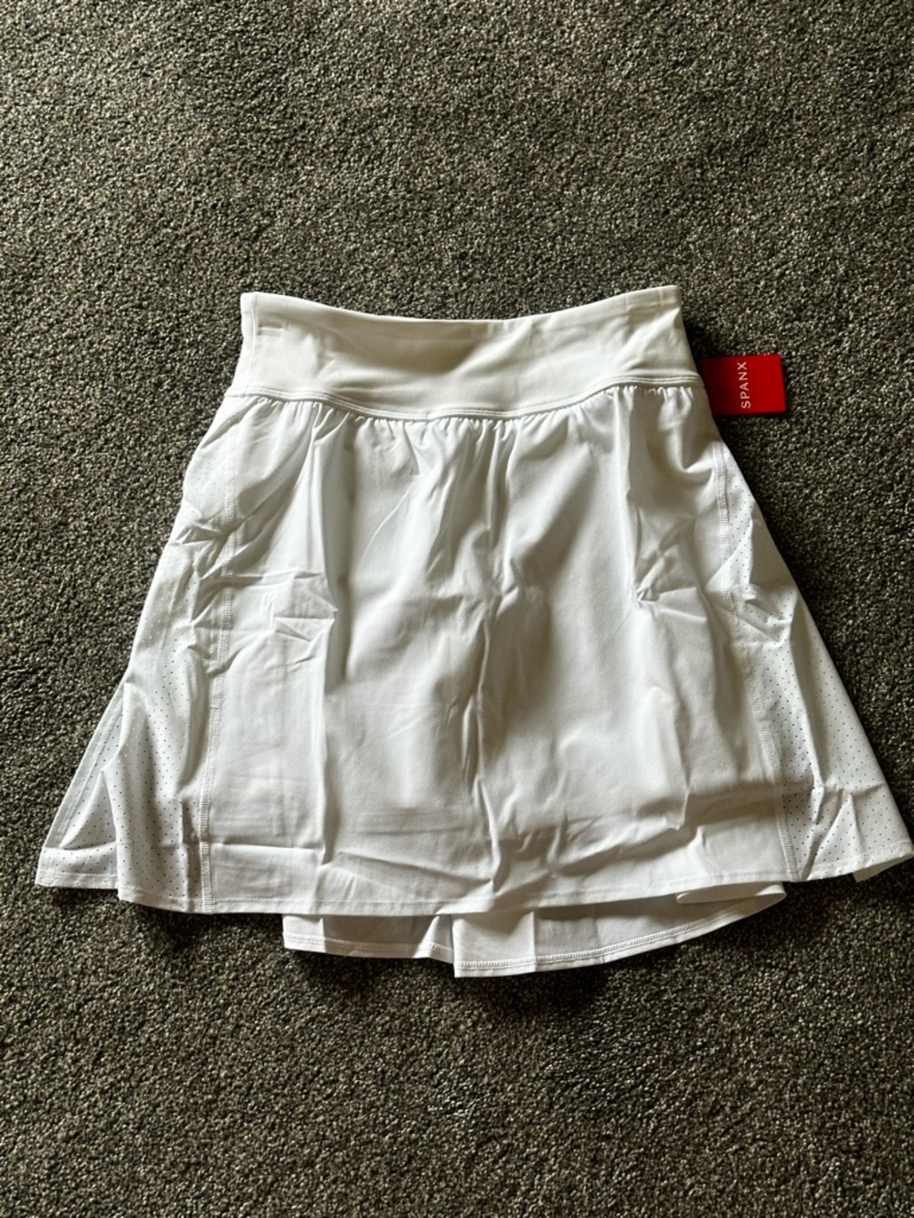 SPANX "Get Moving" Skort in white. - Picture 8 of 9